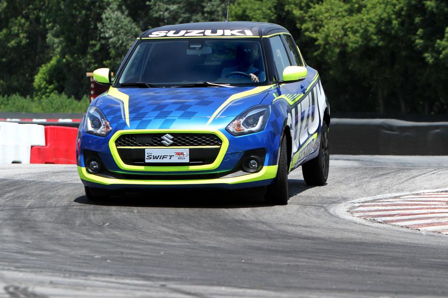  Suzuki Swift GSX-RR Replica 2017 года  (фото 2 из 26)